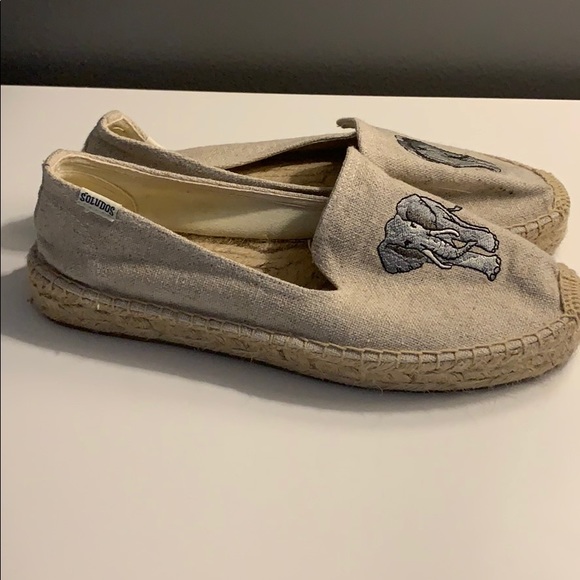 Shoes - Picture 3 of 4